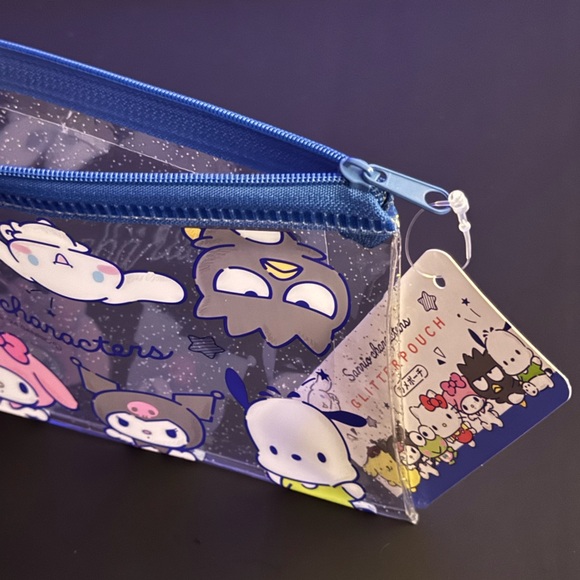 Sanrio Characters Glitter Zippered Pouch Hello Kitty My Melody Kuromi + Friends - Picture 3 of 7